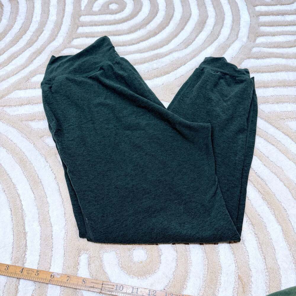 Beyond Yoga dark Green spacedye Jogger Size L